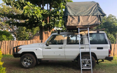 Hardtop with a single rooftop tent