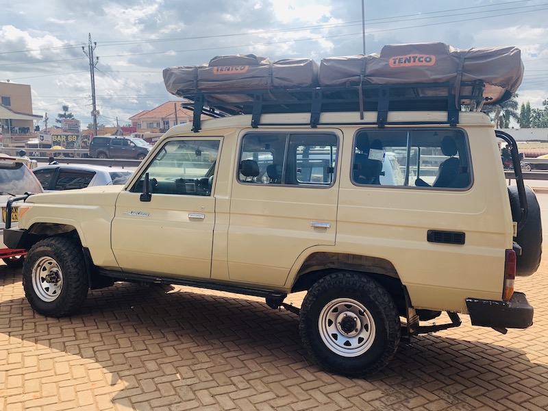 Landcruiser 6 seaters- self drive in east Africa