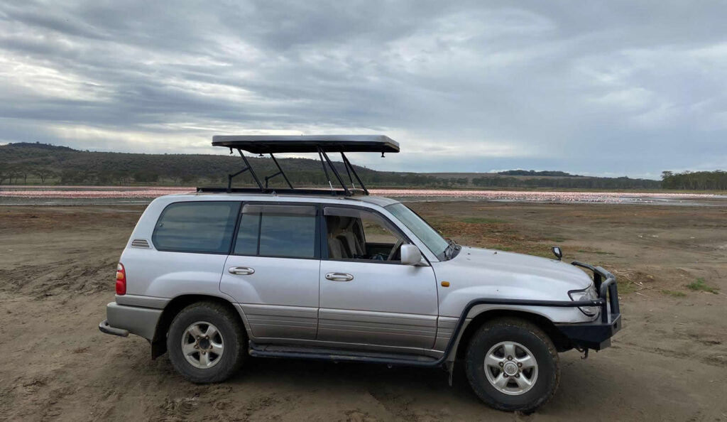 V8/VX landcruiser with pop up roof